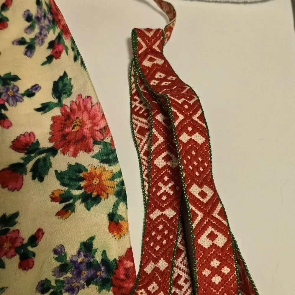 Vintage 1940s Swedish Floral Handmade Half Apron Lightweight Cotton‎ READ